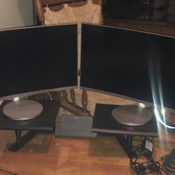 2 X 27 Inch Samsung curved monitors With stand