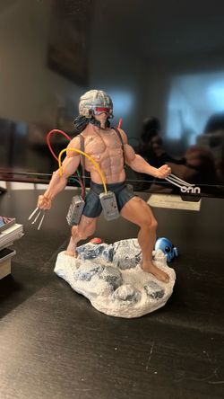 Weapon X figure