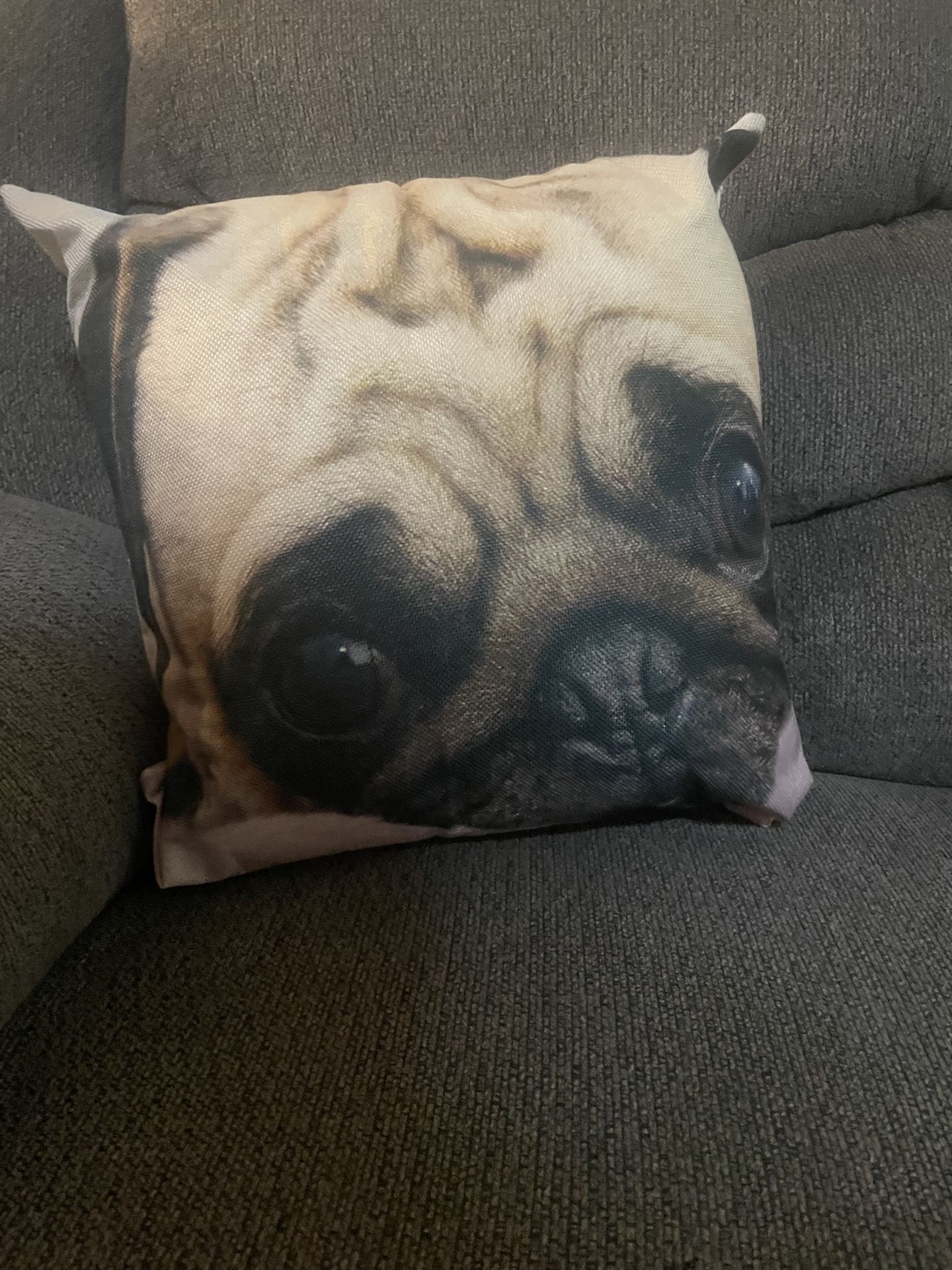 THROW PILLOWS