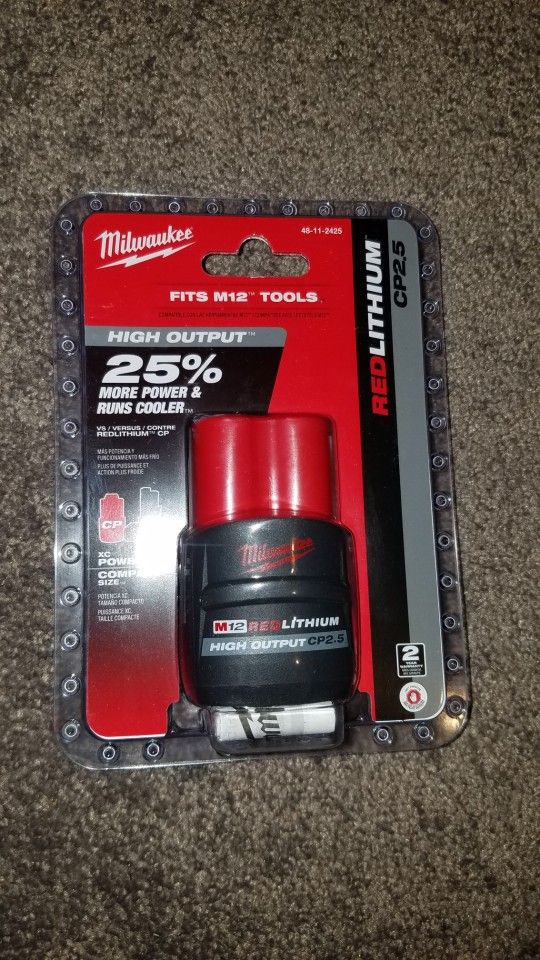 Milwaukee M12 CP2.5