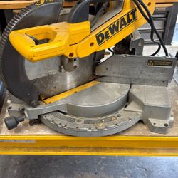 Dewalt  Miter Saw