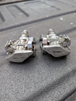 Shimano PD-M747 Clipless Mountain Bike Pedals 