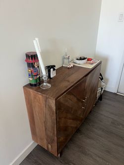 Credenza / Entryway Cabinet