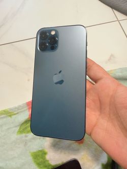 iPhone 12 Pro Max unlocked 256GB (excellent condition)