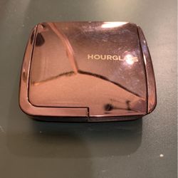 Hourglass Ambient Lighting Powder