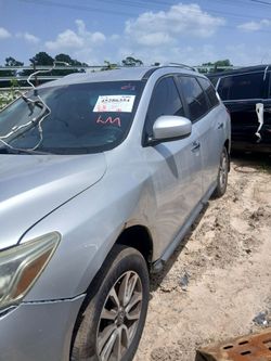 2015  Nissan Pathfinder parts