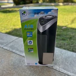 GermGuardian Air Purifier AC4820 with HEPA Filter, Removes Odors, Smoke, Mold, 740 sq. ft.