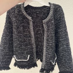 Beautiful Ann Taylor Cardigan 