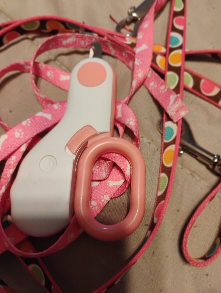 Cat Mic. Items