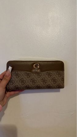 Guess wallet