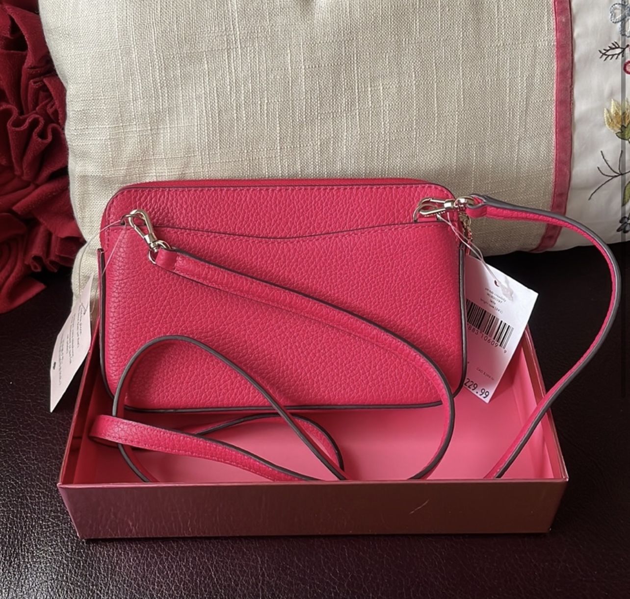 Kate Spade Leila Medium Flap Shoulder Bag Crossbody Pink Multi Stripe White  New for Sale in Clewiston, FL - OfferUp