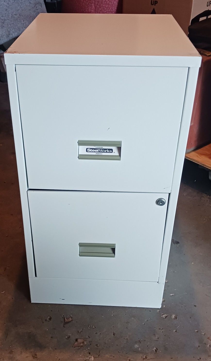 Steelworks 2 Drawers Off White Filing Cabinet
