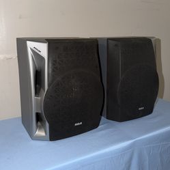 RCA RS2602 Bookshelf Speakers Pair Wired Black/Silver 2.0 Channel Wood
