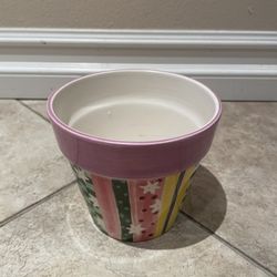 4.5" plant pot.
