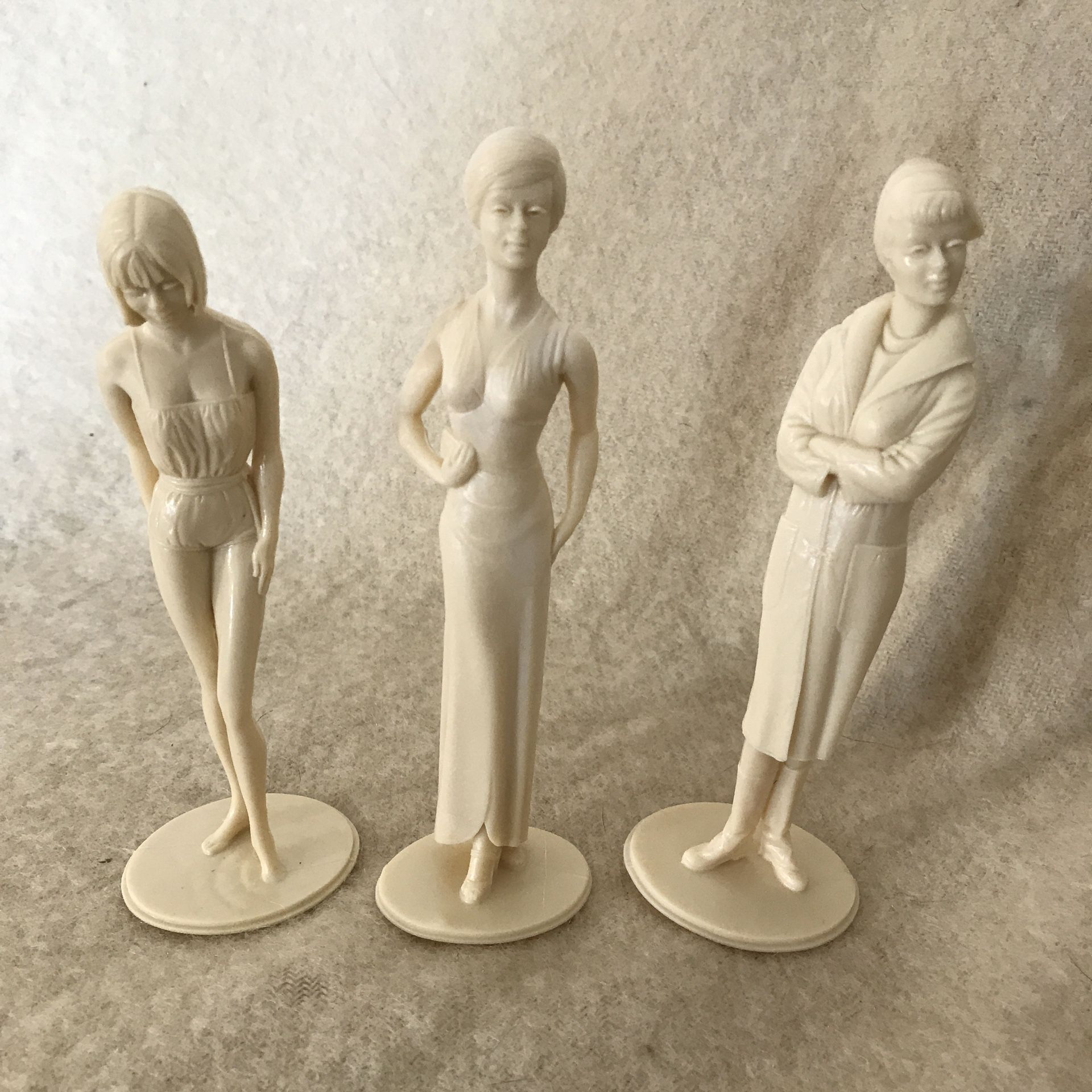 Lot of 3 Marx Campus Cuties Plastic Figures