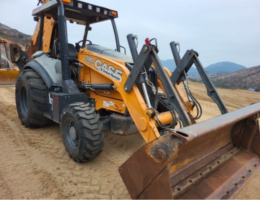 Case 590SN Backhoe