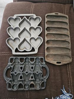 3 Cast Iron Baking Molds