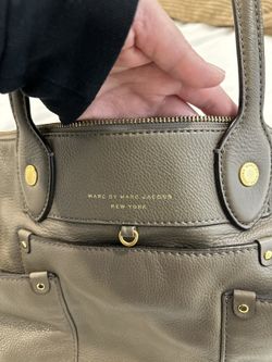 PRICE CUT Marc Jacobs Leather Taupe Bag Purse tote OBO | Trending Travel
