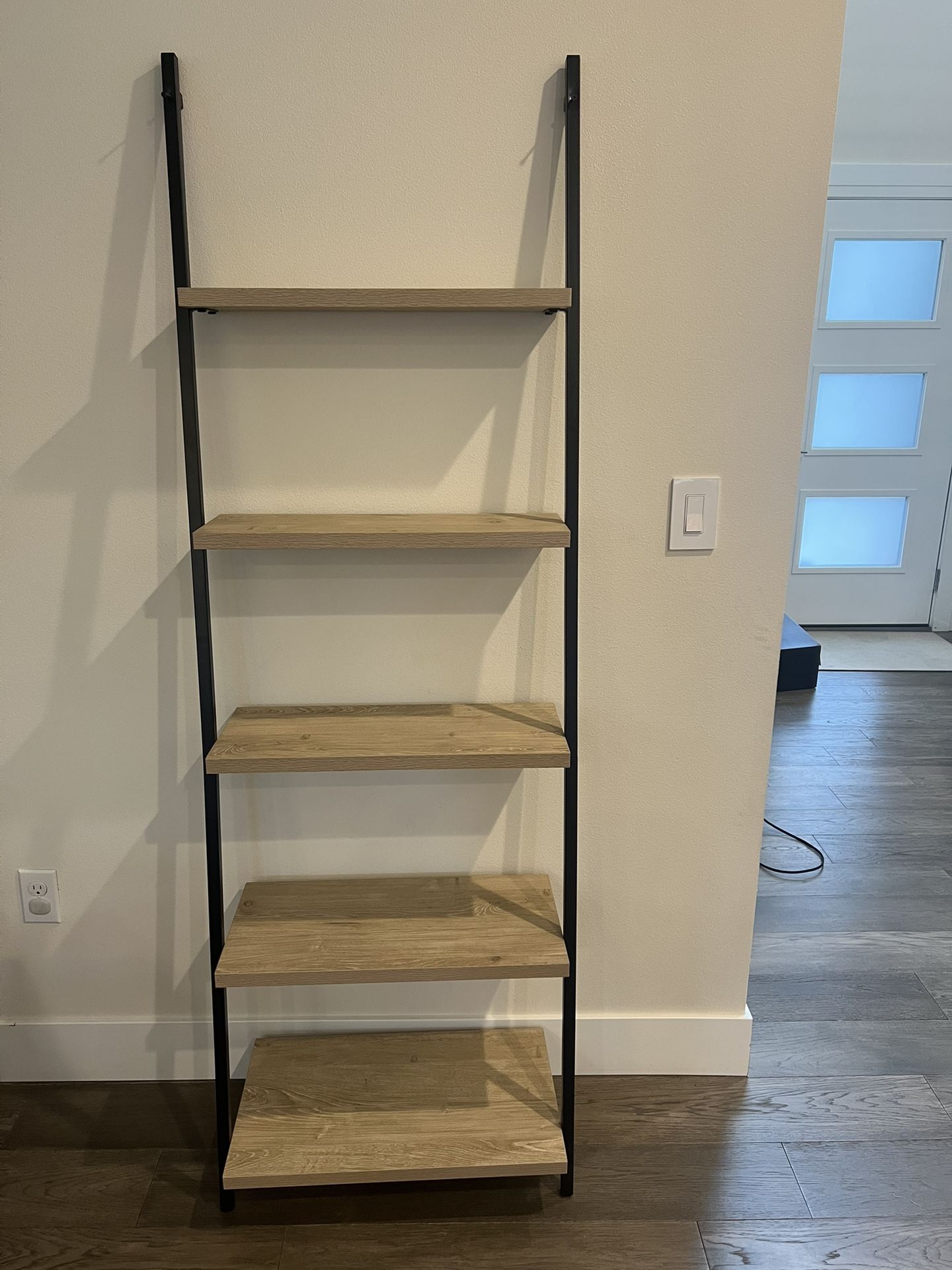 Leaning Ladder Shelf