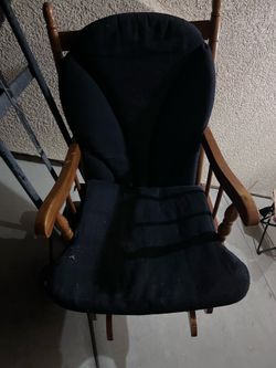 Rocking chair
