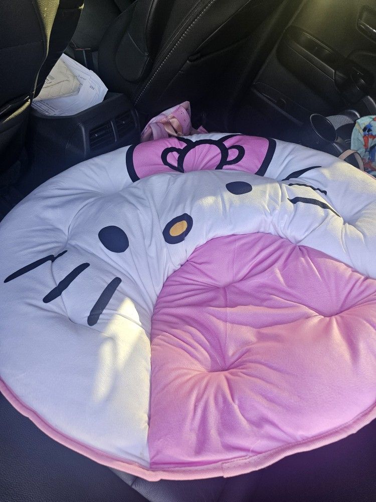 Hello Kitty Chair New With Tags