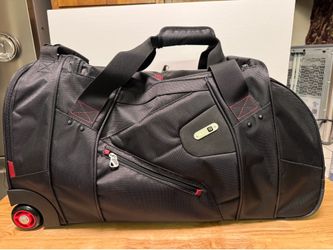 Ful Refugee 26” Wheeled Duffle