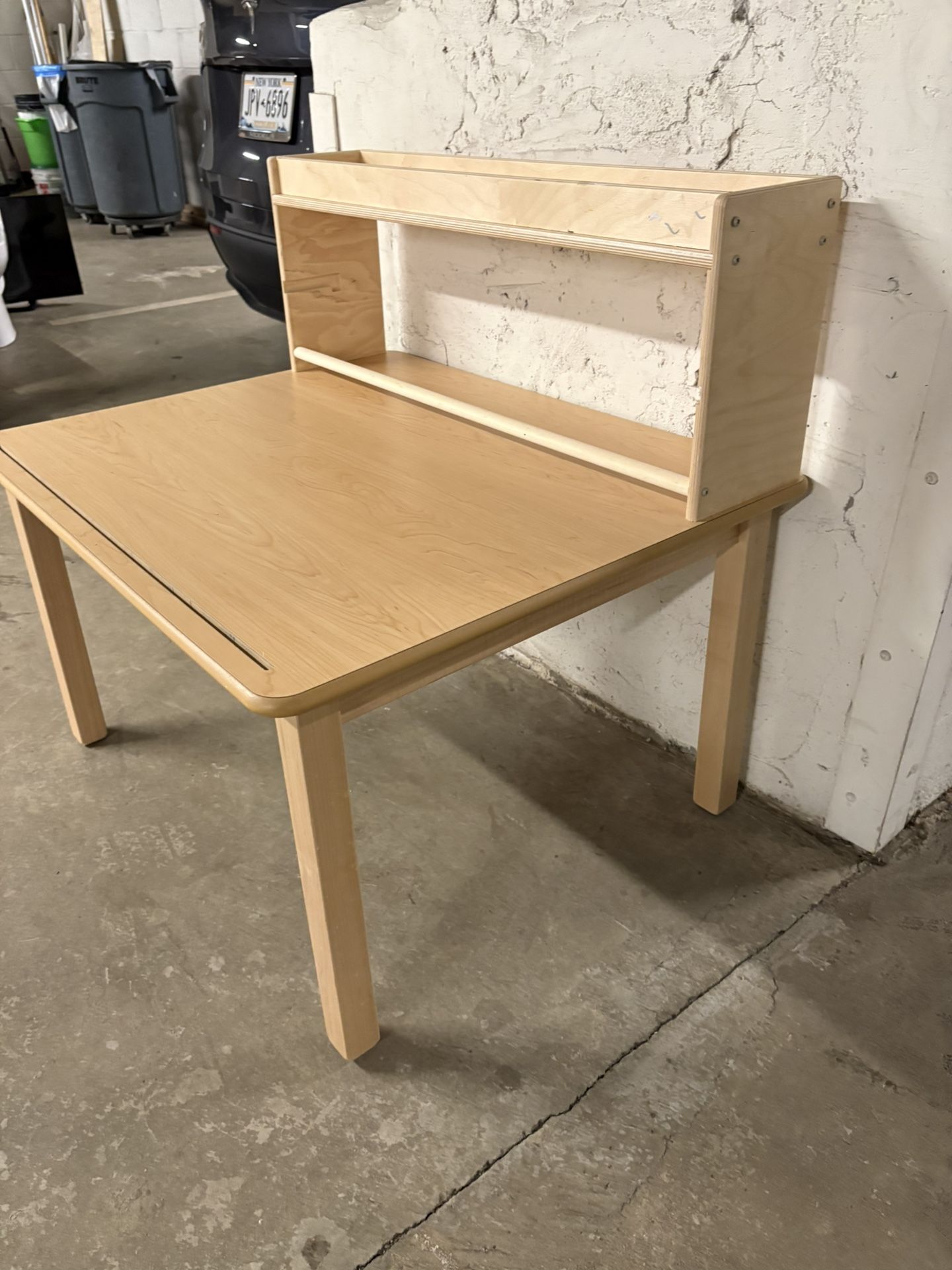 Kids Arts And Craft Table