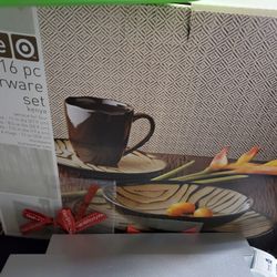 New Four Place Settings. Zebra Pattern. Nib