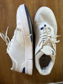 Women’s Oncloud Casual Shoe Size 10 