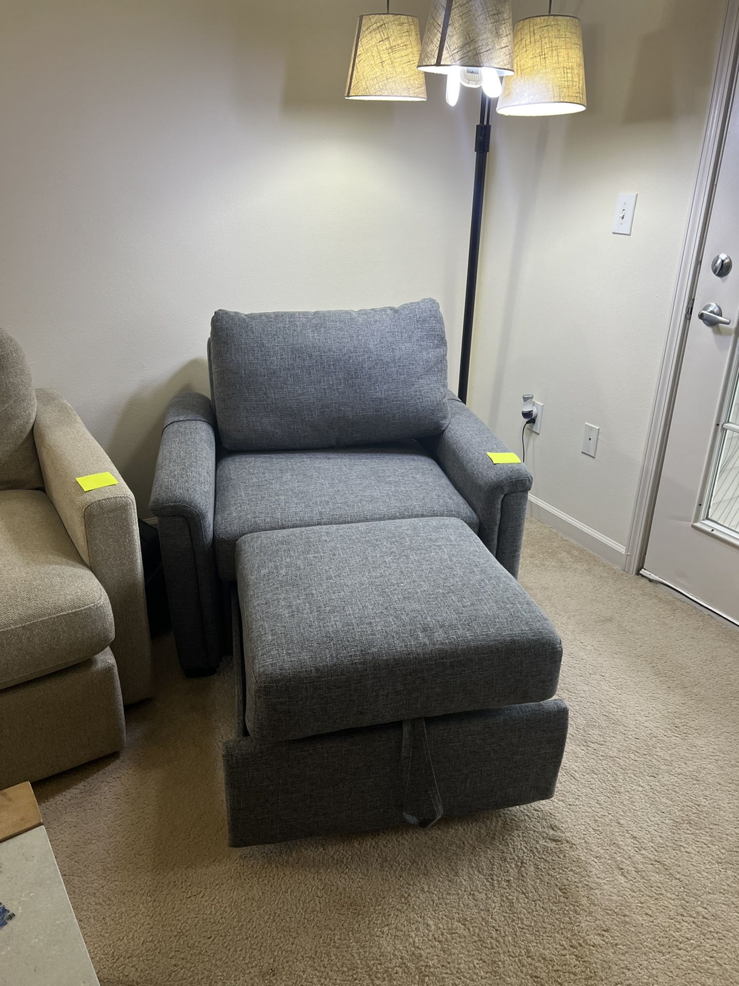 Lounge Chair Covertible To Single Sleeper
