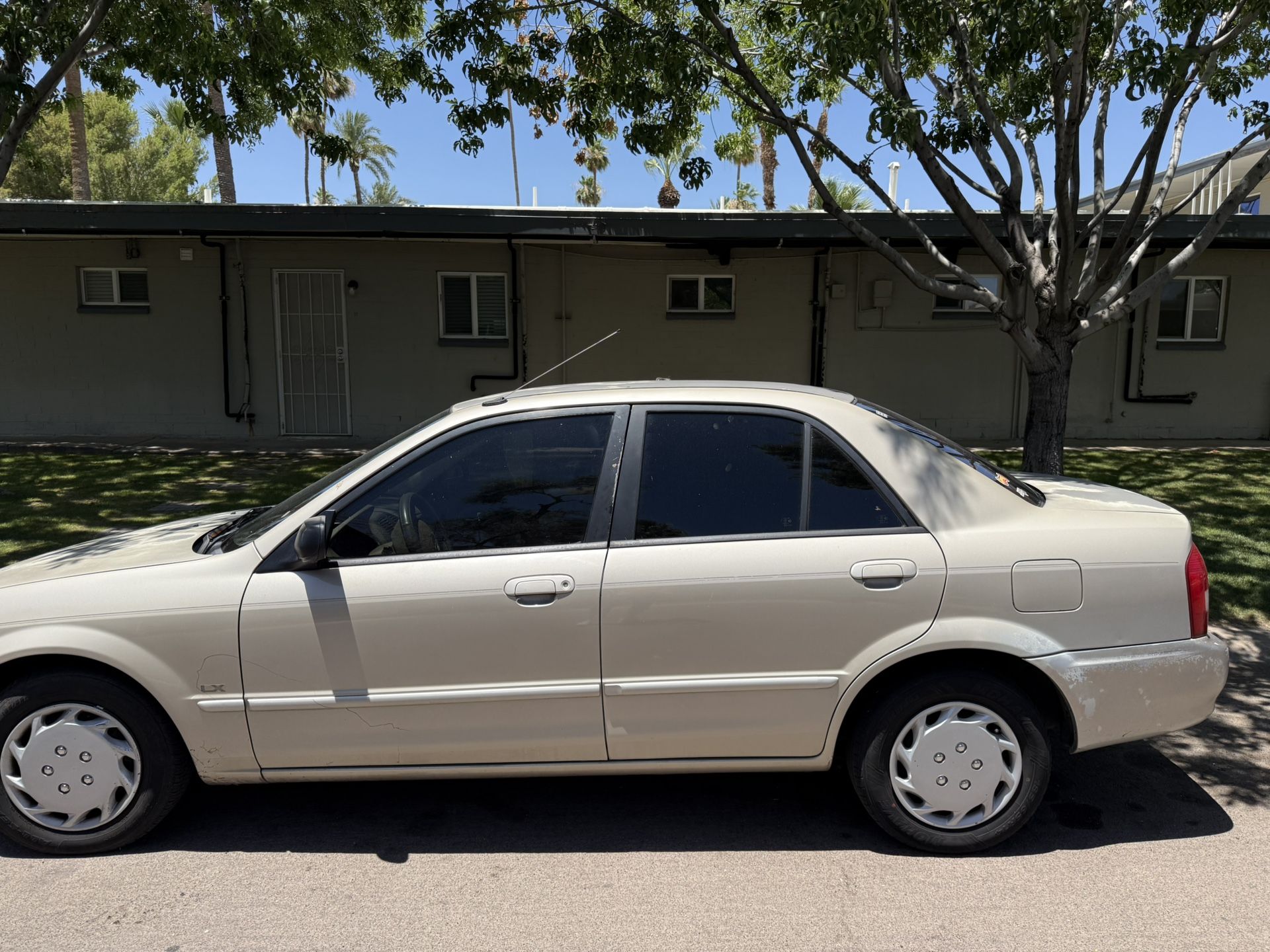 2000 Mazda Protege