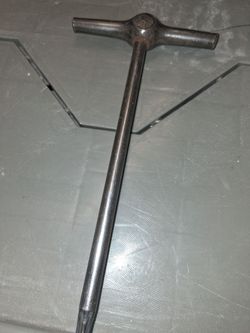 T-Handle Screwdriver Hand Tool