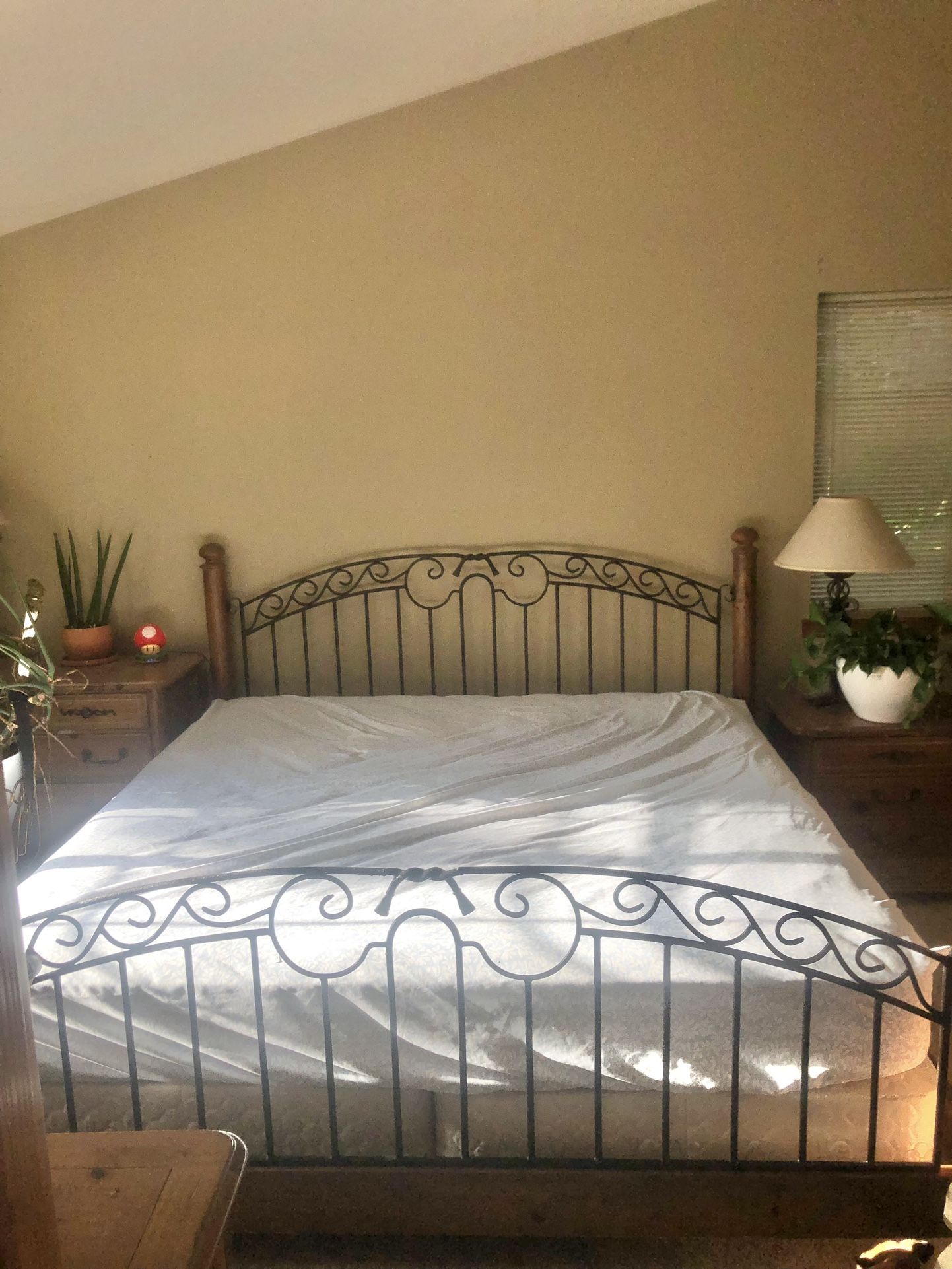 King Size Bed And Frame With Nightstands