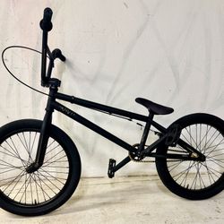 WeThePeople Envy 2011 Elite Series BMX - Full CrMo - Gold Accents - Like New