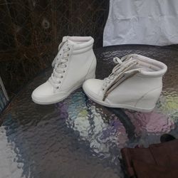 HIGH HEEL HIGH TOPS