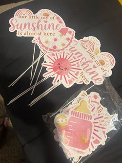 Baby shower decorations