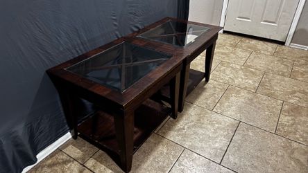 Living Room Side/End Tables