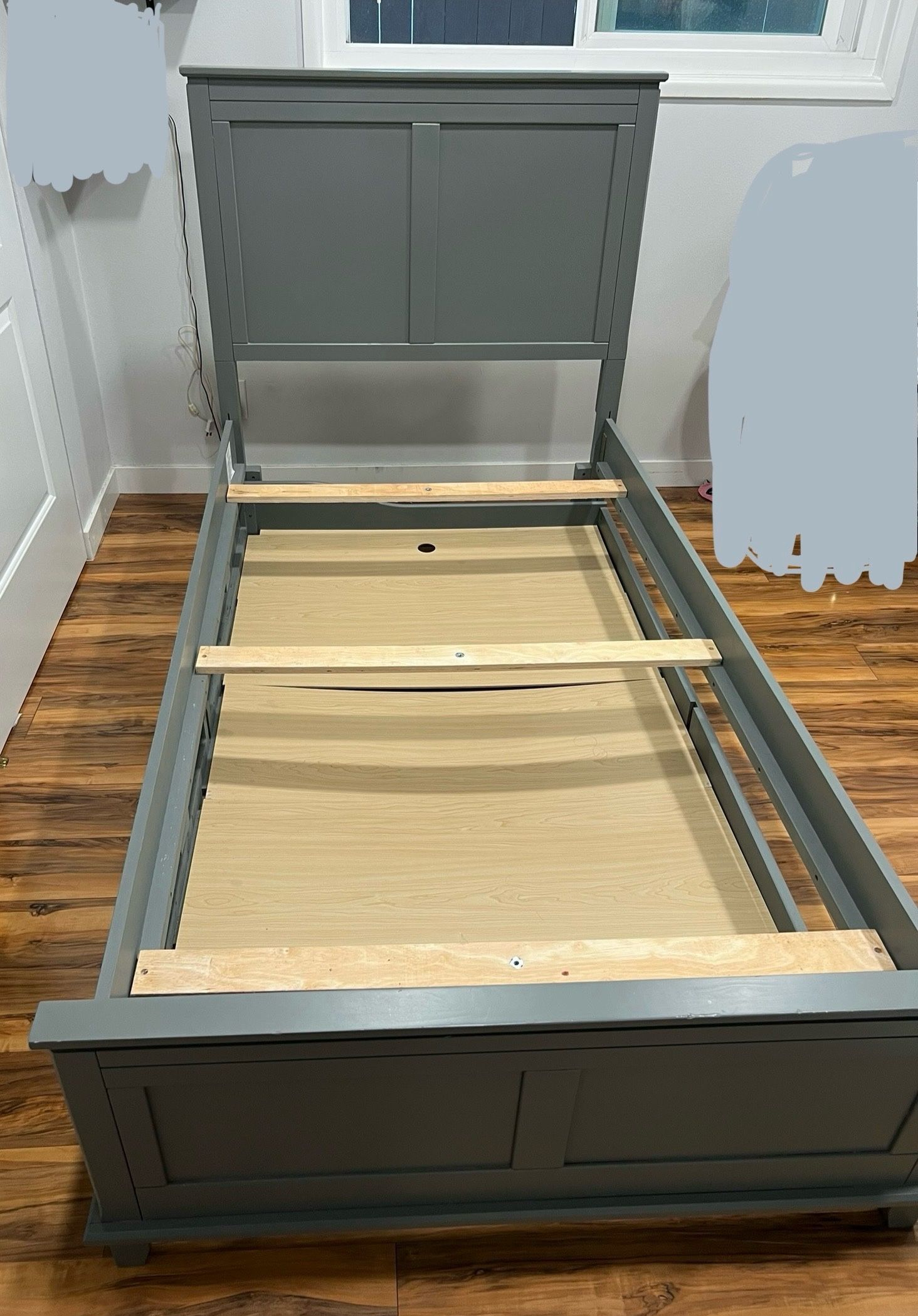 Chadwick Twin Gray Panel Bed With Trundle