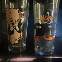 Vintage Collectors Disney 1973 Glasses