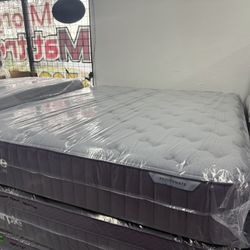 KING SIZE PURPLE LUXE REJUVENATE MATTRESS & BOX SPRINGS BED SET