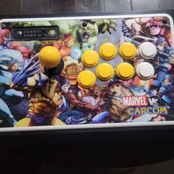 Madcatz Marvel Vs. Capcom Tournament Edition Fightstick  For The Xbox360 