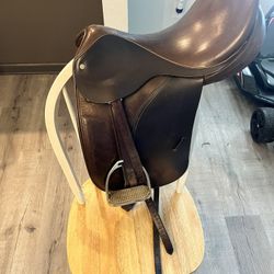 Saddle