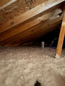 Blow fiberglass insulation