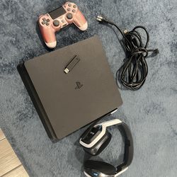 Ps4 w 1 controller heaphones all wires