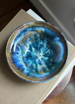 Small Handcrafted Decorative Bowl ( D7.7" ) firm on price