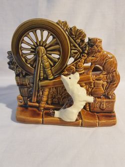 Real McCoy Dog Cat Planter Mint Condition