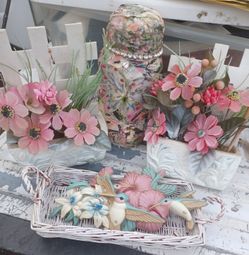 PRETTY WITH PINK DECOR