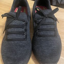 Woman’s Athletic Skechers 