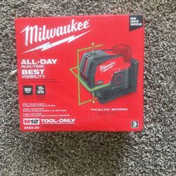 Millwaukee Laser M12 Cross Line And Plumb Points 125ft