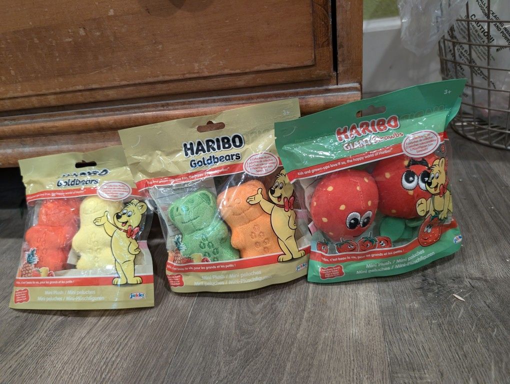 Haribo Giant scented Strawbs, Haribo Gold Bears plush Bears  Set Of 2  Each.  3 Unopened Packs